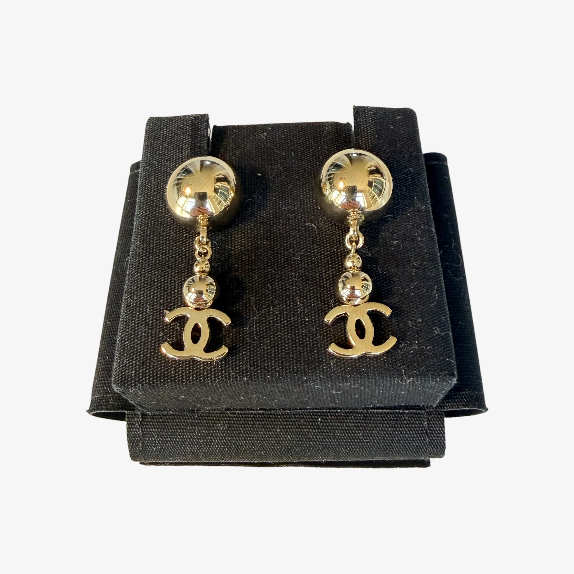 Chanel Gold CC Drop Earrings (2021) - Image 5