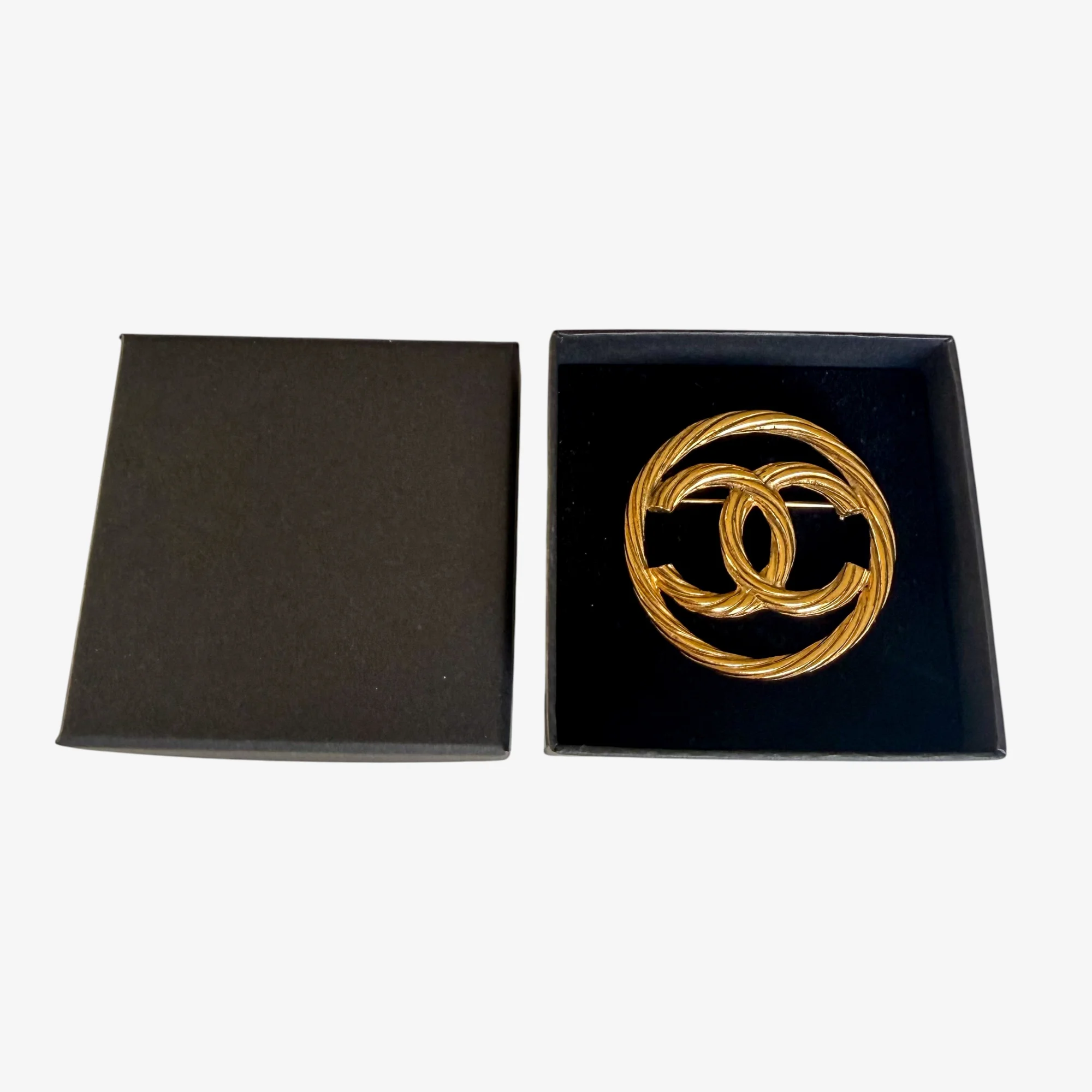 Chanel Coco Mark Vintage Brooch Gold- Plated - Image 4