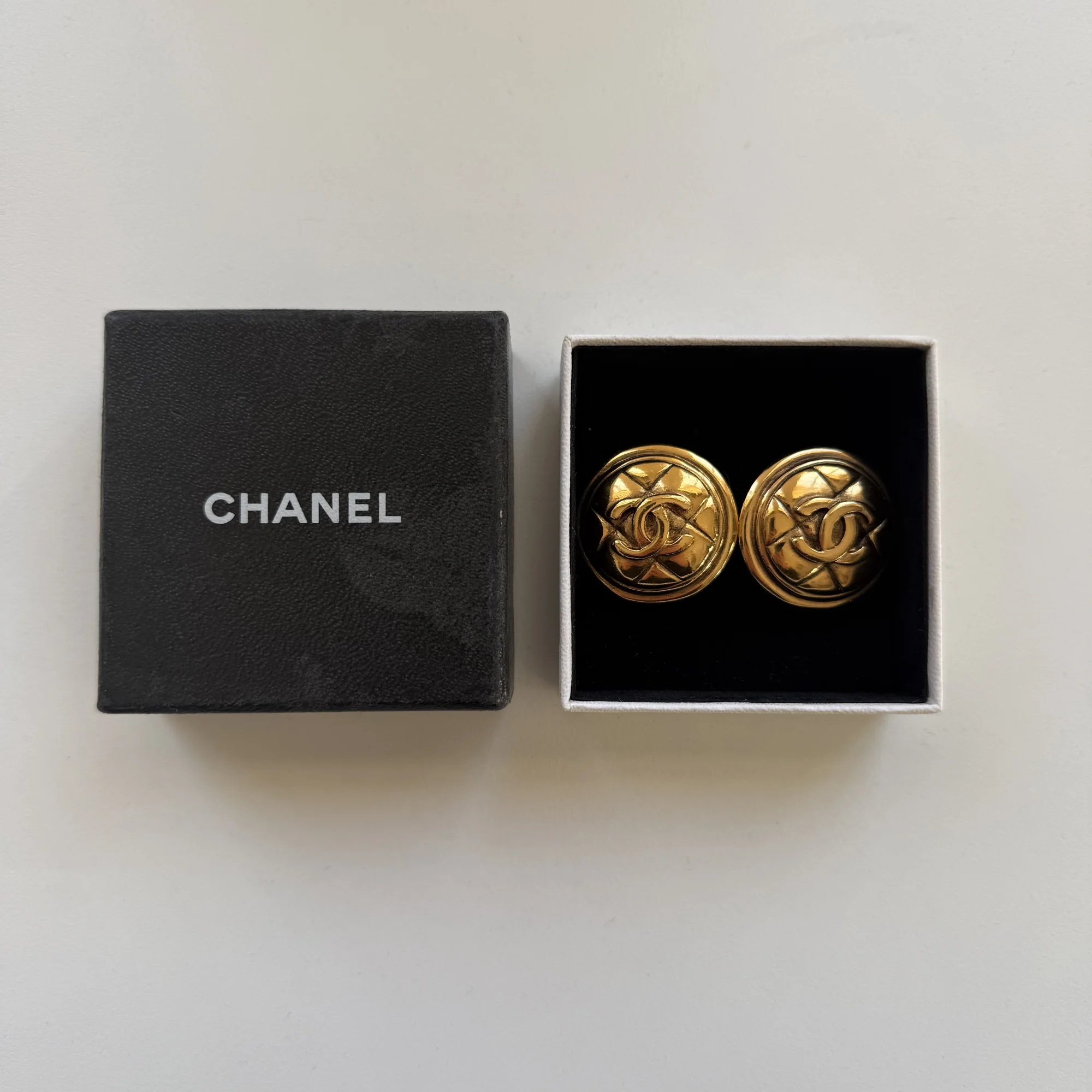 Chanel Vintage Gold-Plated Coco Mark Earrings - Image 2