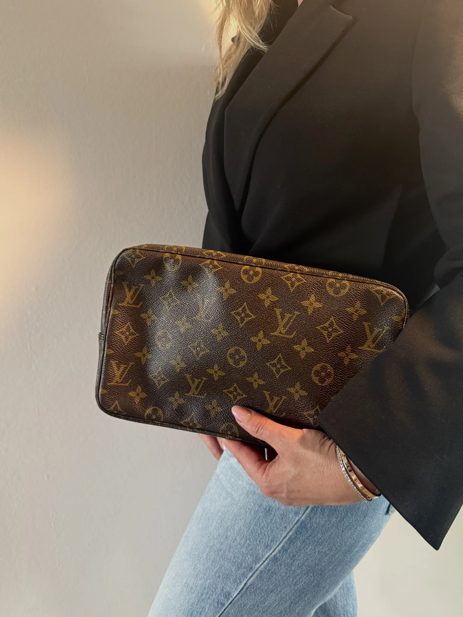 Louis Vuitton Trousse Toilette 28 - Image 2
