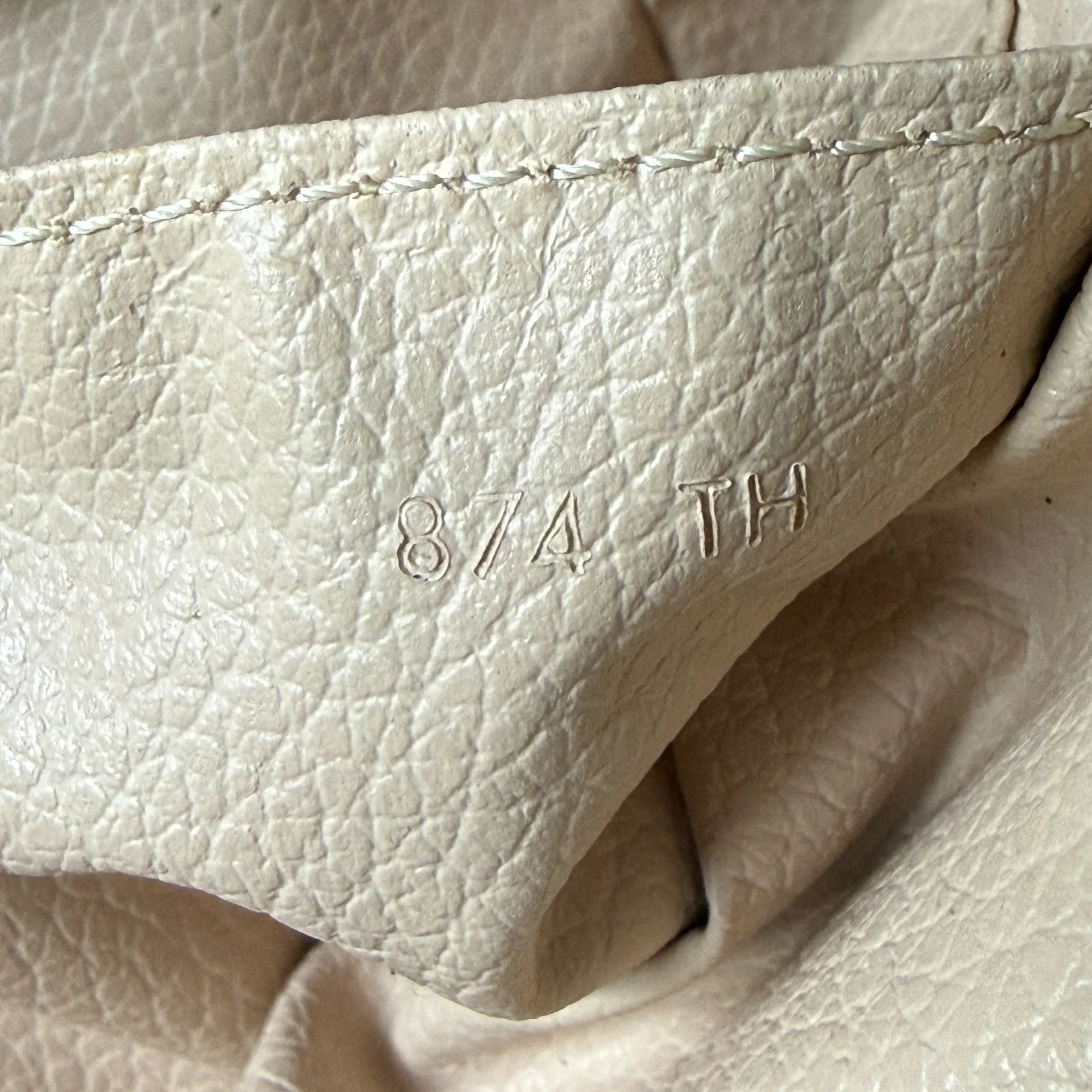 Louis Vuitton Trousse Toilette 28 - Image 11