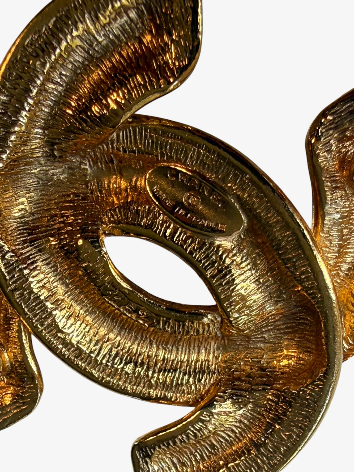Chanel Large CC Matelassé Brooch (1988-1989) - Image 3