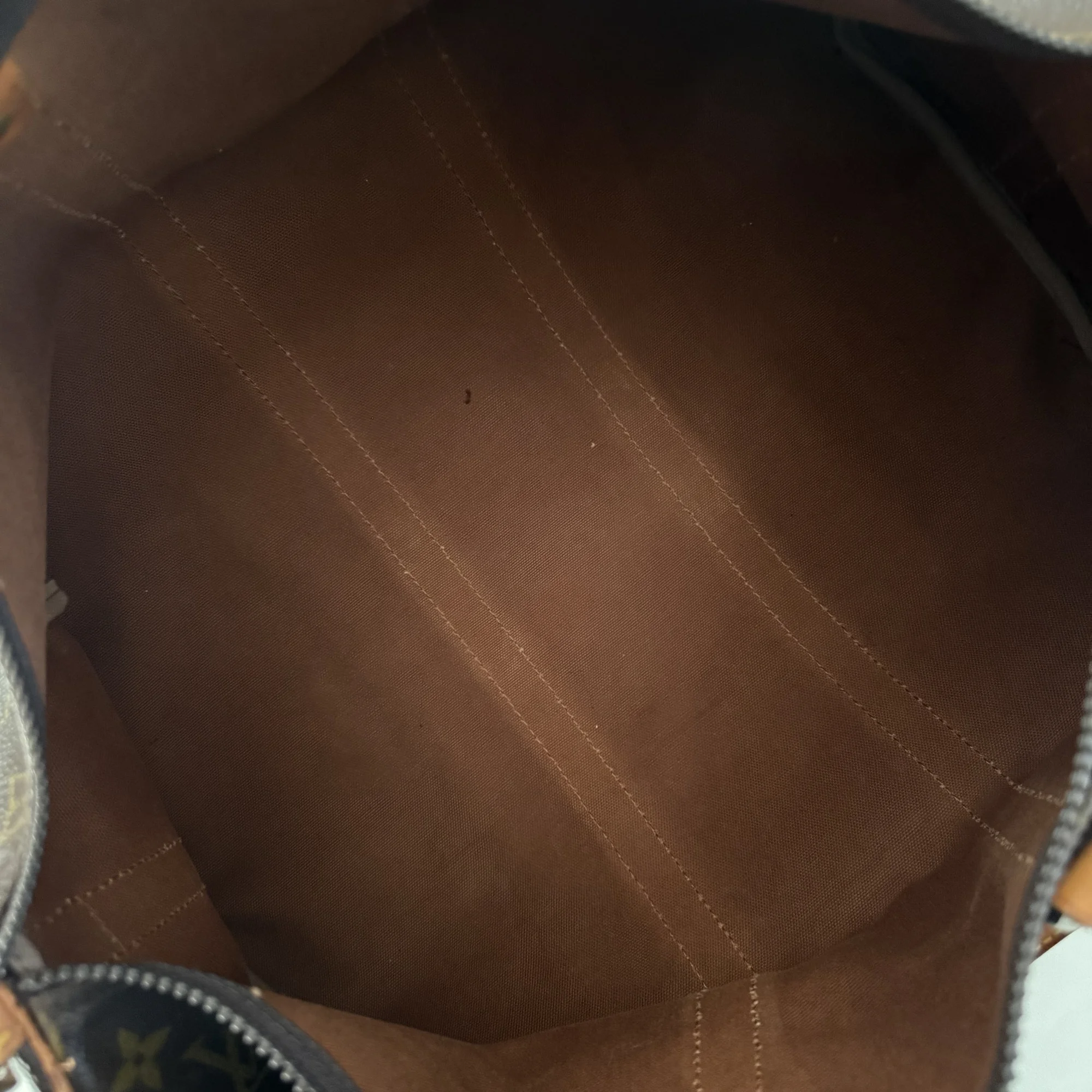 Louis Vuitton Keepall Bandoulière 45 - Image 12