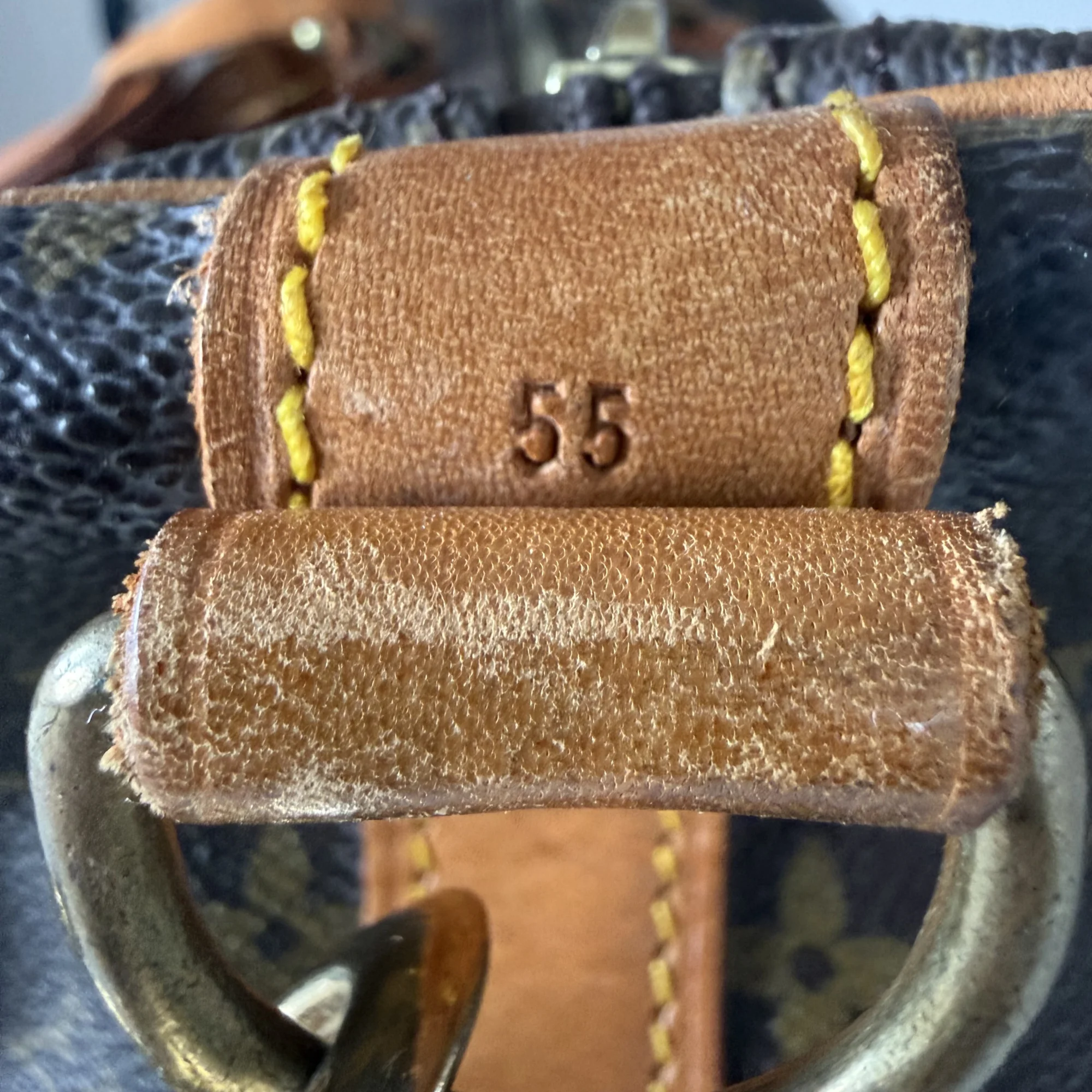 Louis Vuitton Keepall Bandoulière 55 - Image 7