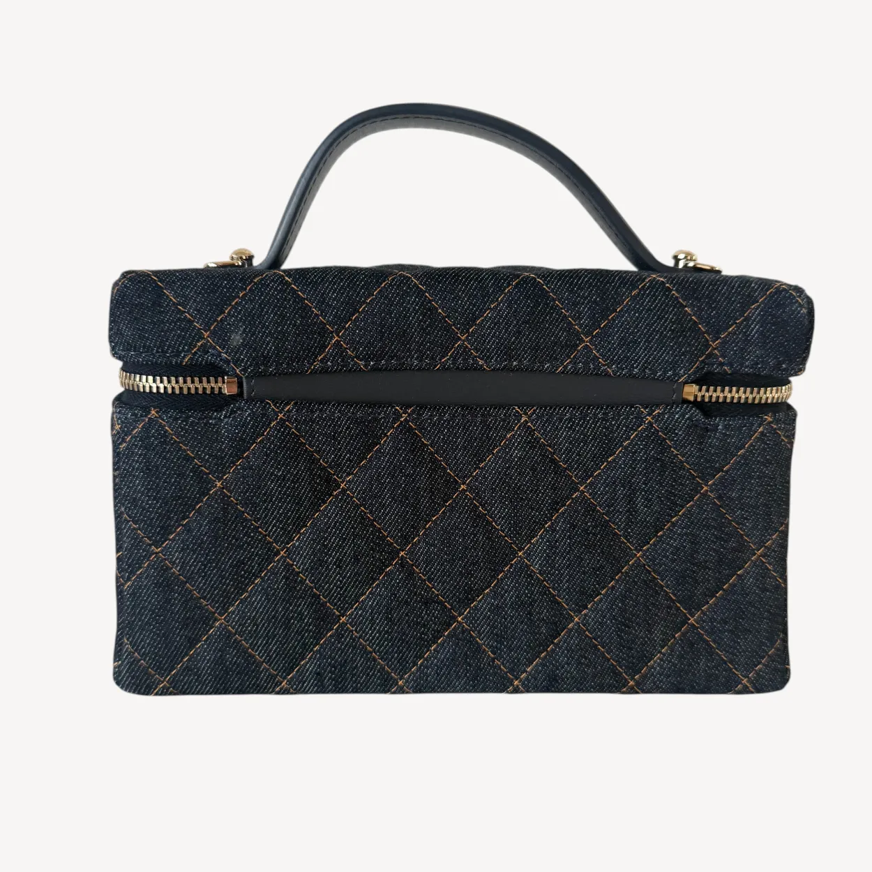 Chanel Mini Vanity Bag Denim (2026) - Image 4